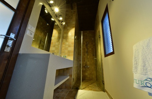 Zahriyeh Hotel | Turquoise Beach Resort