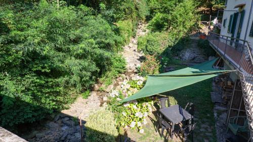 Cireglio Apartment | TUSCAN RUSTIC HOUSE - with Garden, Wi-Fi