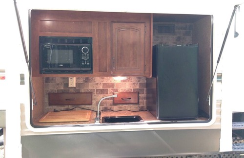 Honor House | Twin Birch Resort - The Loon on the Lake - Lakefront with Dock, Kayak, and Rowboat!