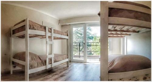 Las Colinas de Peralta Ramos House | Twin Fin surf houses Serrano a 4 cuadras de la playa