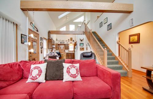 Twin Lakes House | Twin Lakes Home - Walk to Lake Elizabeth!