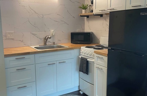 Eastside Apartment | Twin Oaks Extended Stay Studio - 2817 Apt 3