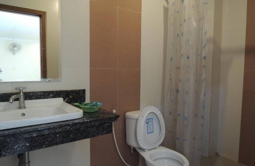 Svay Pao Hotel | Twin Room with AC in Krong Battambang