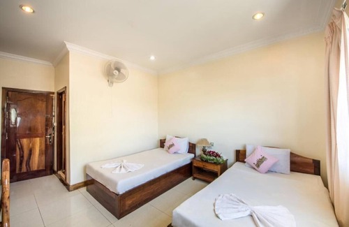 Svay Pao Hotel | Twin Room with AC in Krong Battambang
