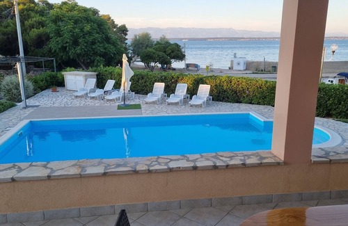 Batalaza Apartment | Two bedroom apartment near beach Ugljan (A-829-c)