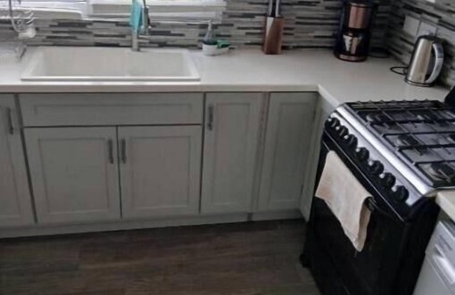 Roseau Apartment | Two-Bedroom Apartment with Balcony