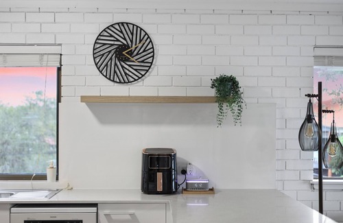 Maroochydore Apartment | Two bedroom river view unit with pool