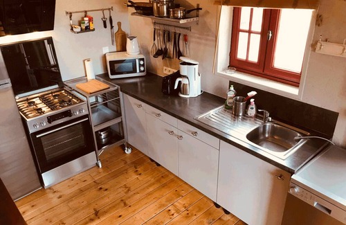 Moux-en-Morvan Ski Chalet | Two chalets on the edge of the woods for 6 people