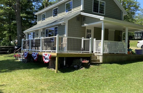 Poultney Cottage | Two Cottages at Waters Edge with Spectacular View of Water and Mountains
