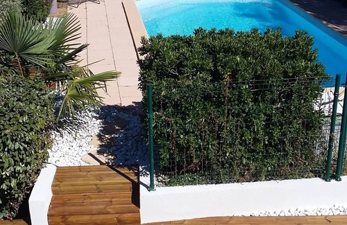 Trets Villa | Two-family house in the Aix countryside with views of Sainte Victoire