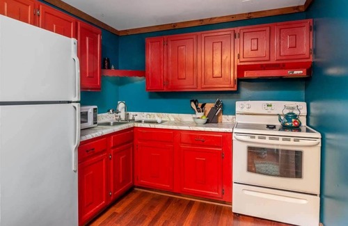 Fletcher Condo | Two Minutes to Smugglers Notch Resort!