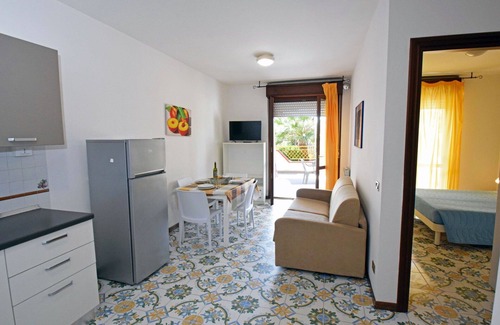 Villa Rosa Apartment | Two-room apartment 1 Della Rosa Seaside Abruzzo