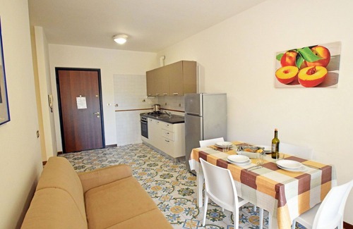 Villa Rosa Apartment | Two-room apartment 1 Della Rosa Seaside Abruzzo