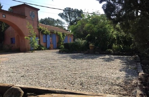 Taradeau Cottage | Two-room Cottage: La Tannière