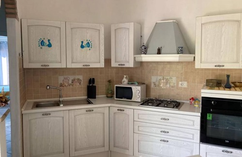 Tanaunella Apartment | Two room flat with stunning terrace near Budoni