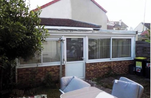 Stains House | two-room non-smoking house with all comforts