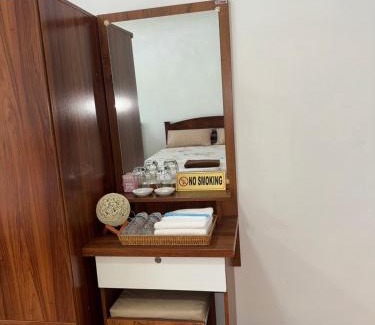 Hua Toei Apartment | Two Sisters Suratthani