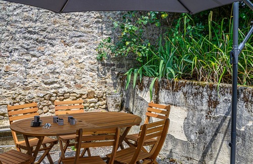 Theix-Noyalo House | Ty Chaumière - Charmante Petite Chaumière en pierre avec jardin
