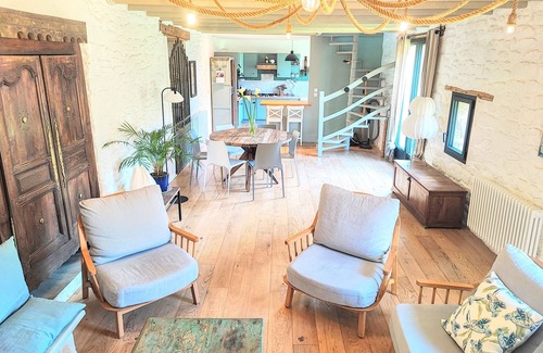 Finistere House | Ty Kern, charming 3 bedroom house 40mt from the ocean, in the port of Kerity