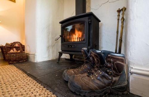 Eglwysbach House | Ty Ucha'r Ffordd