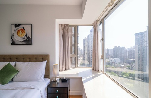 Xujiahui Bed & Breakfast | Tyms Elegant 2BR 1BA Haven Yongxin
