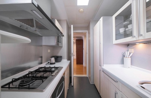 Xujiahui Bed & Breakfast | Tyms Elegant 2BR 1BA Haven Yongxin