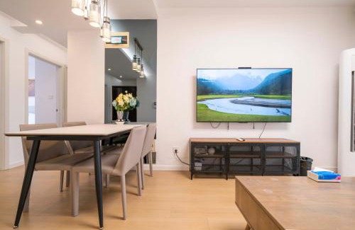 Changning Apartment | Tyms Family 3BR 2BA APT