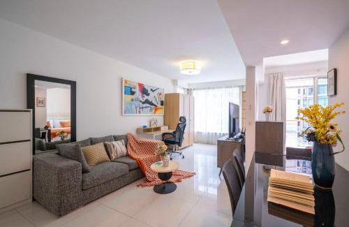 Xujiahui Apartment | Tyms Xujiahui Stylish 1BR APT