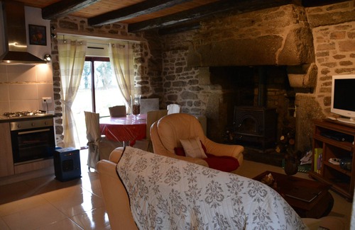 Saint-Gilles-Pligeaux House | Typical Breton house in the countryside