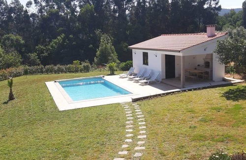 Valenca House | Typical house with swimming pool