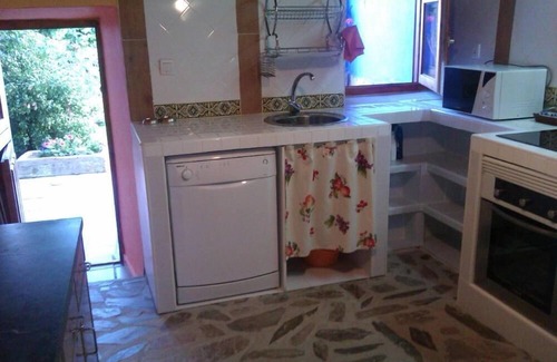 Cebrones del Rio Cottage | Typical Leonese farmhouse completely renovated with garden and pool