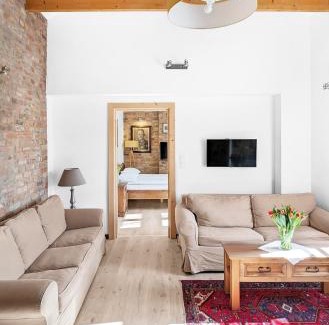 Zalom Bed & Breakfast | Ułańska Zagroda