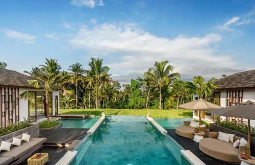 Pejeng Kawan Villa | Ubud Green Lux 6 BR Rice Field View Villa