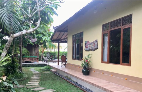 Kedewatan Villa | Ubud Rice Field Villa