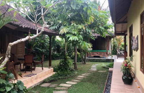 Kedewatan Villa | Ubud Rice Field Villa