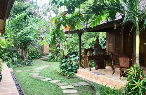 Kedewatan Villa | Ubud Rice Field Villa
