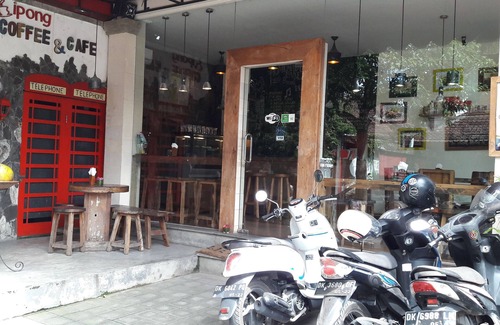 Pengosekan Hotel | Ubud Room, Wifi, AC,550meters to Yoga Barn