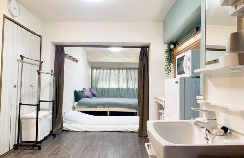 Yushima Apartment | Ueno上野!Akihabara秋葉原!Asakusa 浅草!3min walk to station!交通便利地点繁华!附近美食!商场百货遍地! 干湿分离! 智能马桶! 高速无限制网路! 高级公寓403