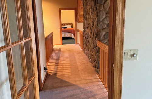 Fergus Falls Cabin | Ugly Duckling Lodge - Swan Lake Retreat