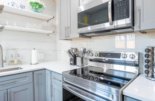 Downtown Fort Lauderdale Apartment | Uhost AI 1B Retreat Fully Equipped w Patio