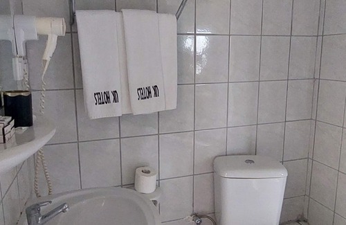 Kiris Hotel | UK Hotels Kiriş