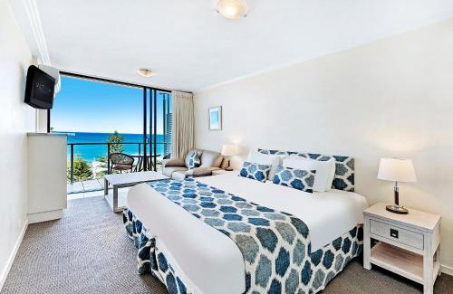 Kings Beach Hotel | ULTIQA Shearwater Resort