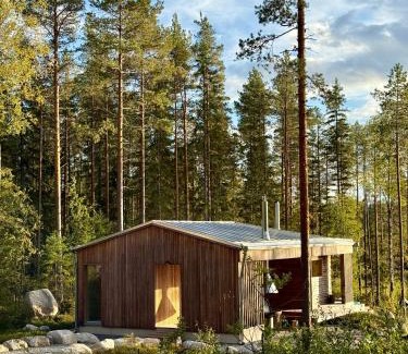 Soini Villa | Ulvontähti - moderni mökki järven rannalla