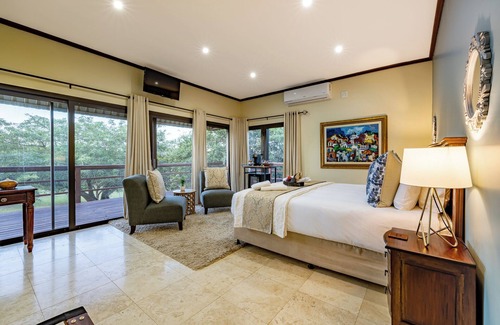 Hluhluwe Cabin | Umfomothi Lodge