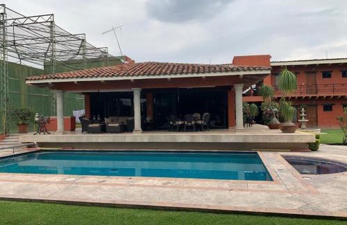 Cocoyoc House | Un oasis de tranquilidad y diversión familiar