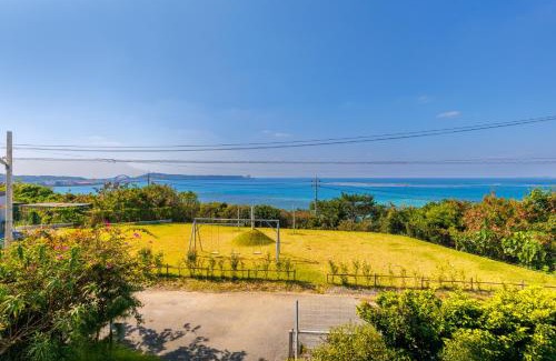 Motobu Villa | UnclesHouse海の宿は美ら海水族館近く本部町の綺麗な海を眺める1棟貸