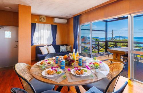 Motobu Villa | UnclesHouse海の宿は美ら海水族館近く本部町の綺麗な海を眺める1棟貸
