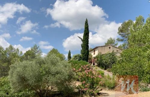 Correns House | Une chambre en Provence