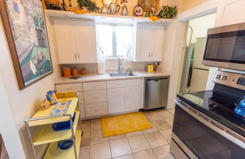 Mesilla Park House | Unique 1-bedroom casita in Mesilla Park with hot tub