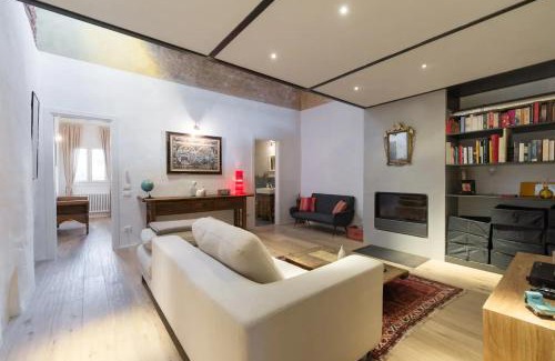 Santo Spirito Apartment | Unique 100 sqm design flat in Oltrarno